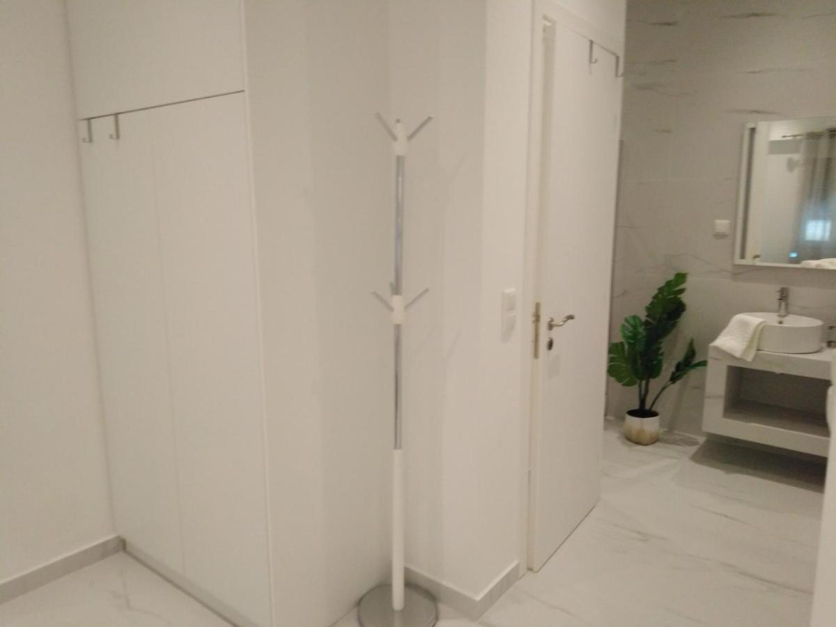 The Syntagma Luxury Suite Atenas Exterior foto