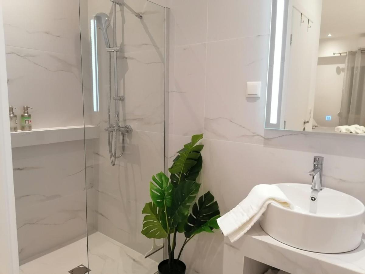 The Syntagma Luxury Suite Atenas Exterior foto